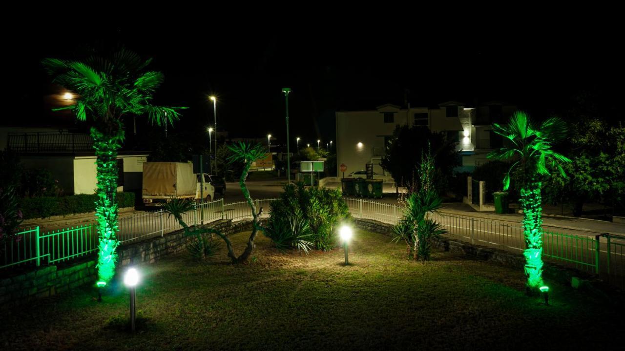 Apartments Roberta Novigrad Istria エクステリア 写真
